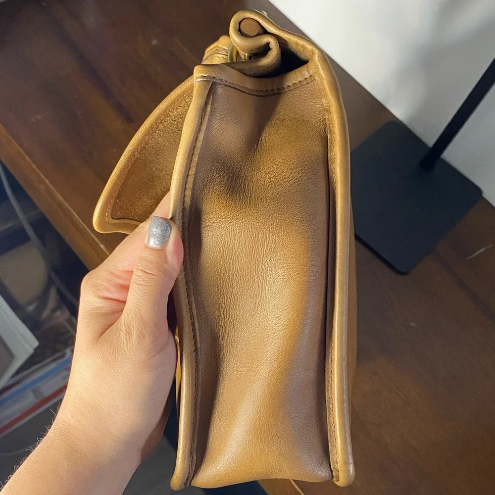 Vintage Coach Willis 9927 Camel and NWT CK547 Webbing Strap, NO ORIGINAL STRAP - Picture 8 of 16